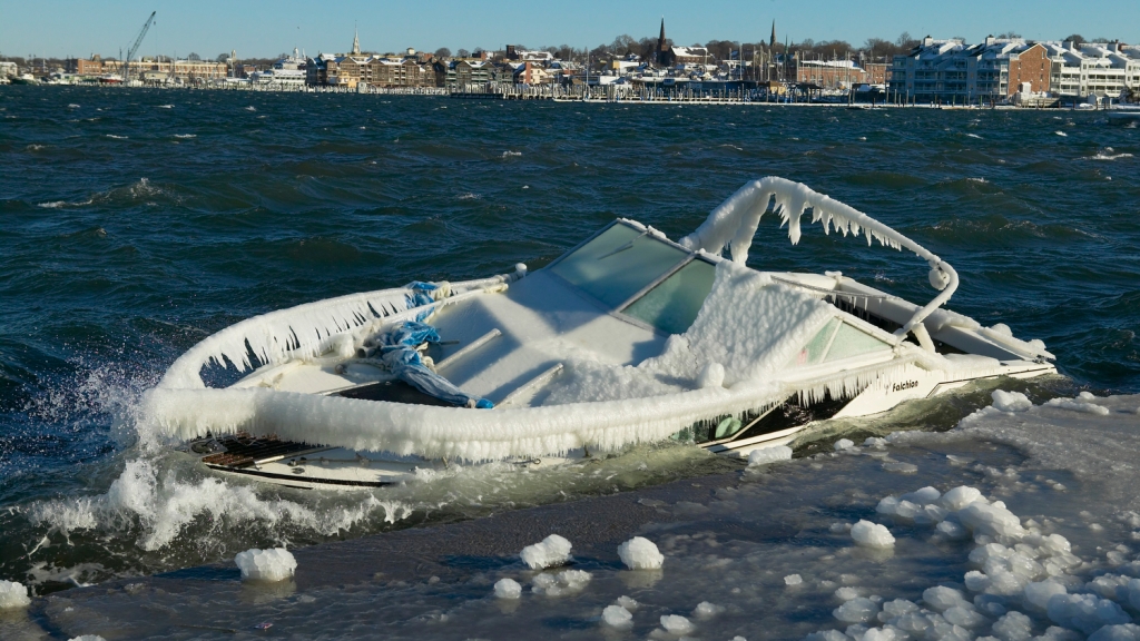 It's snow-go in Newport | Volvo Ocean Race